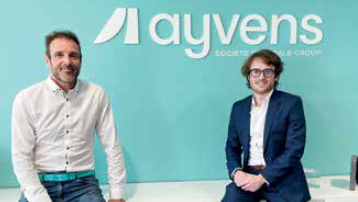 De g. à dr. : Vincent Poncin, Sales Manager, et Nicolas Orban, Business Intelligence Consultant, Ayvens.